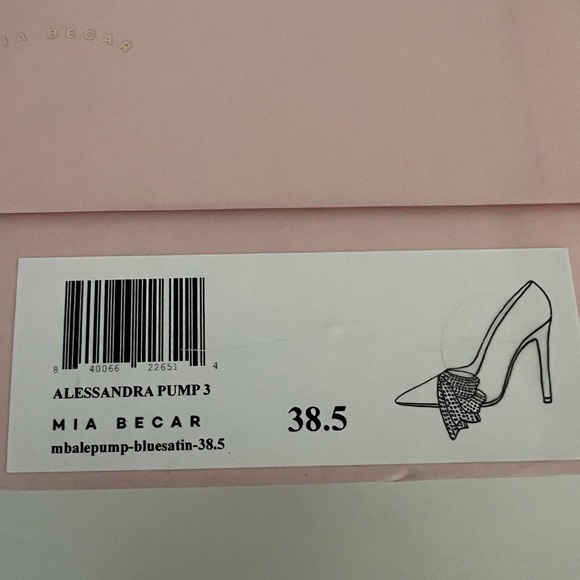 NIB Mia Becar Blue Alessandra Satin Pumps Embellished Bow Formal Wedding Sz 38.5 - Picture 11 of 11